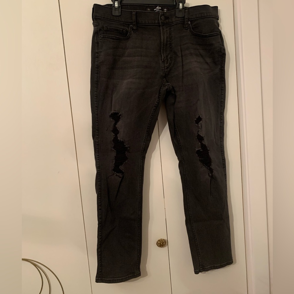 Black skinny jeans